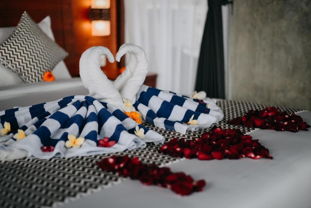 Japa Guesthouse Canggu Esterno foto