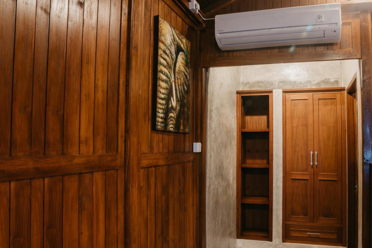 Japa Guesthouse Canggu Esterno foto