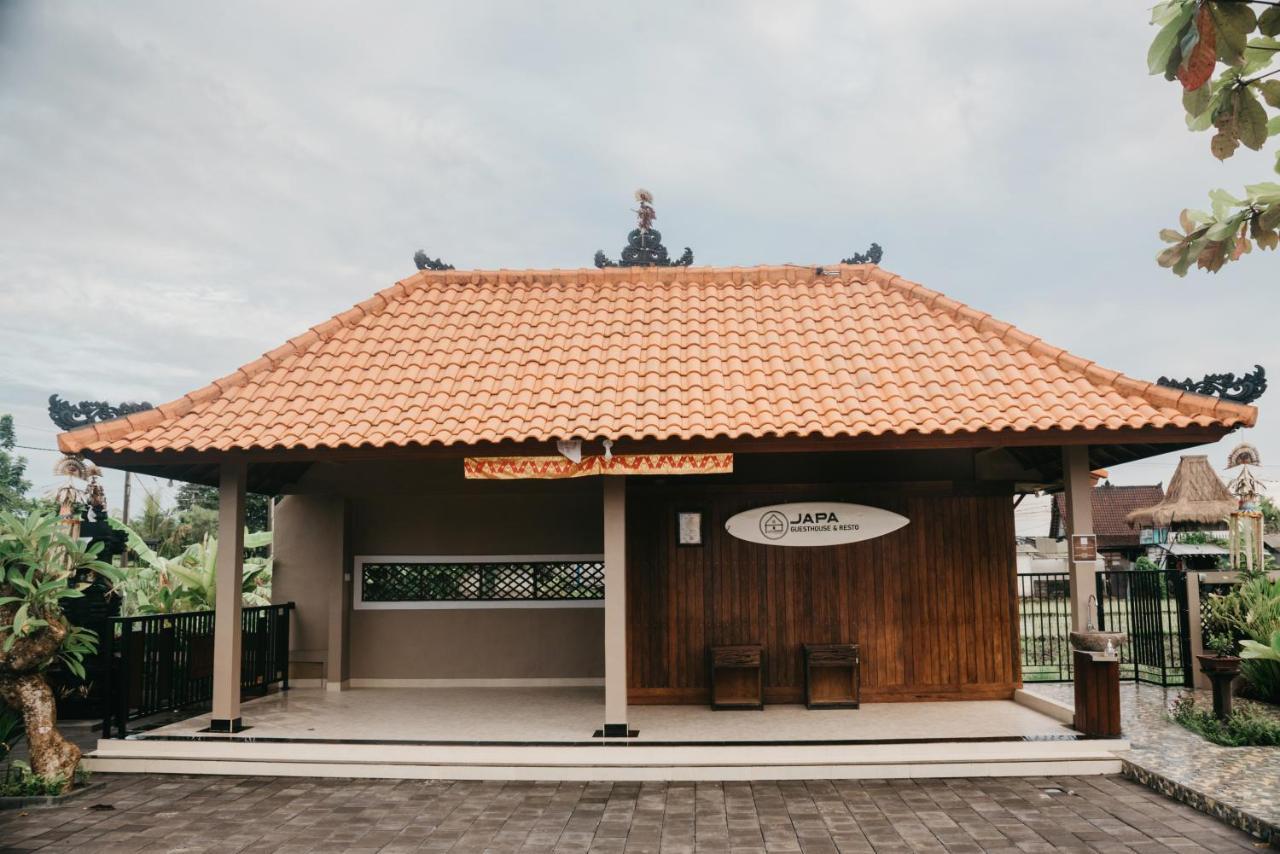 Japa Guesthouse Canggu Esterno foto