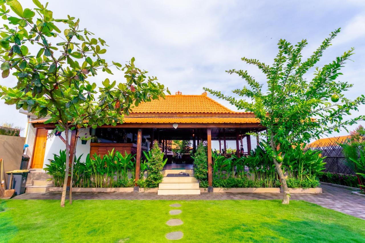 Japa Guesthouse Canggu Esterno foto